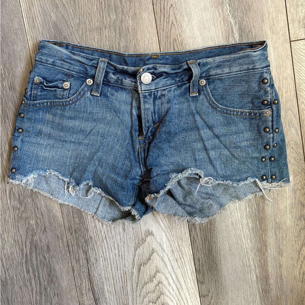 Levis denim booty shorts